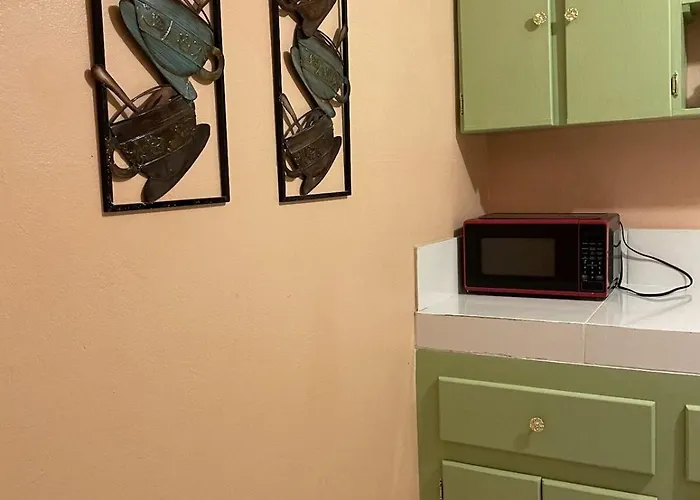 Jade Coast Getaway Near Apartment Montego Bay